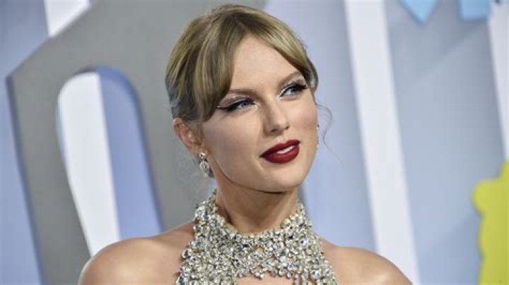 Taylor Breesey: Unveiling the Mystique Behind the Nude Controversy